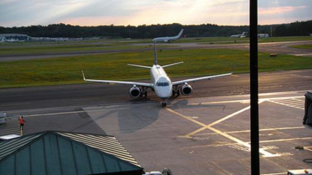 westchester county airport